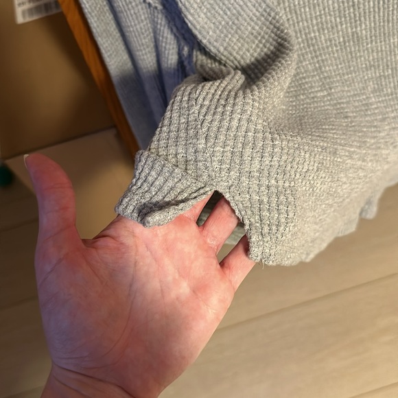 Universal Threads Grey Waffle QuarterZip - Picture 4 of 4